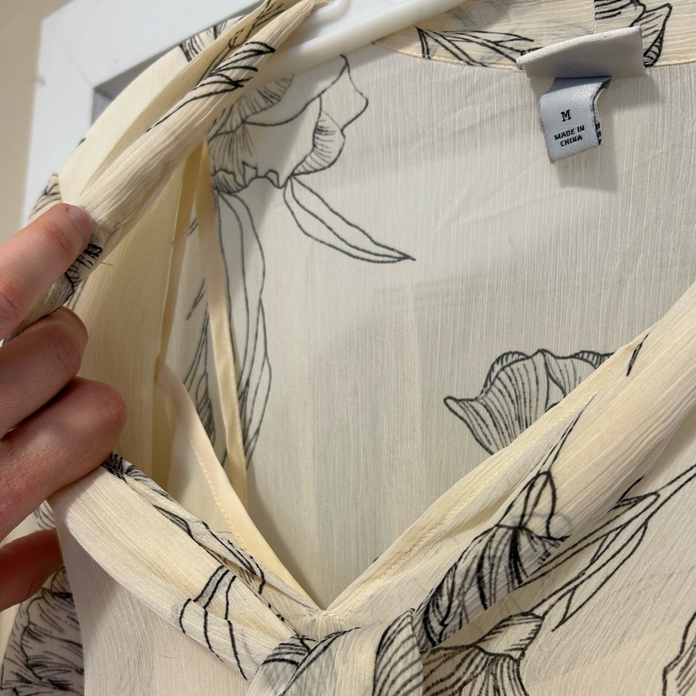 A New Day Cream Floral Dress- Size M - Picture 4 of 6